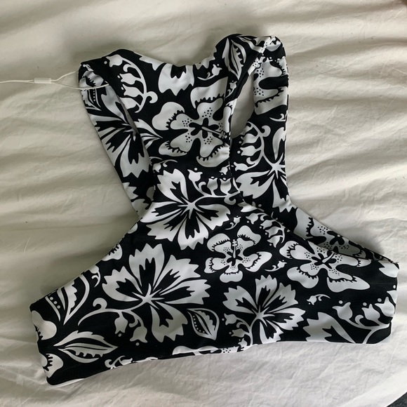 NWT Mikoh High Neck Bikini Top - Picture 2 of 6